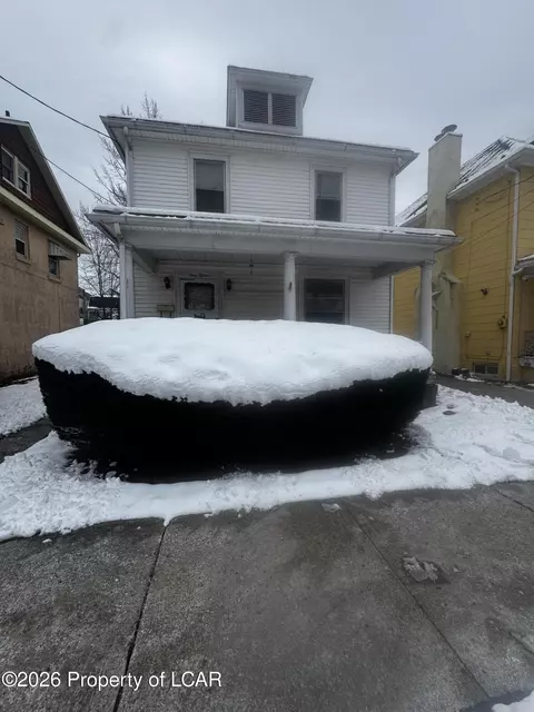 415 E Green St, Nanticoke, PA 18634