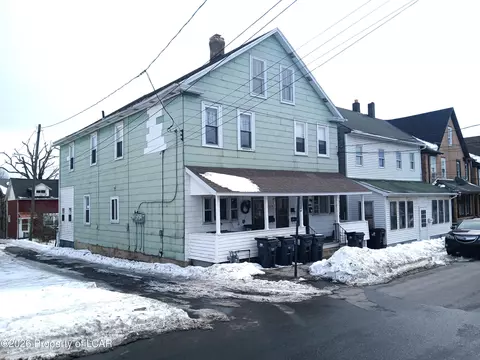 517-519 Washington St, Freeland, PA 18224
