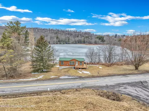 11694 State Route 3004 Hwy, Springville, PA 18844