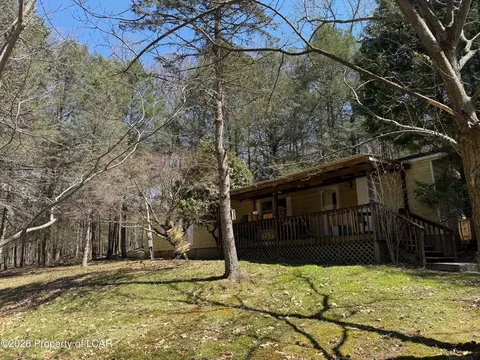 229 2nd St, Harveys Lake, PA 18618