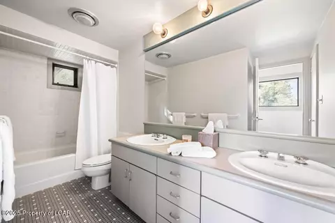 Bath - 1312 Sutton Rd, Shavertown, PA 18708 photo 3 of 3