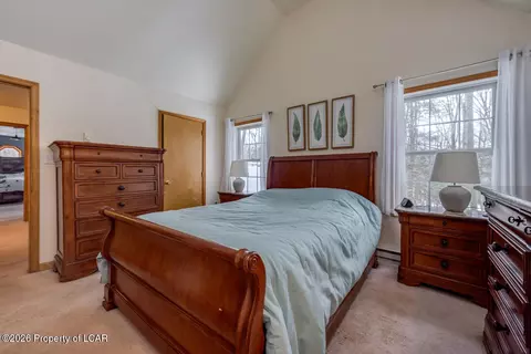 Bedroom - 2 Arrowhead Dr, Hazleton, PA 18202 photo 3 of 5