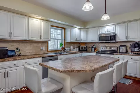 Kitchen - 2 Arrowhead Dr, Hazleton, PA 18202 photo 2 of 3