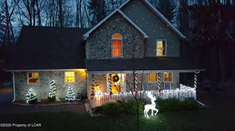 Exterior - 2 Arrowhead Dr, Hazleton, PA 18202 photo 2 of 8