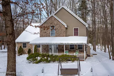 Exterior - 2 Arrowhead Dr, Hazleton, PA 18202 photo 3 of 8