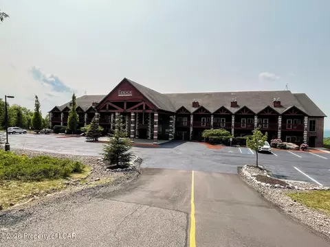 Exterior - 89 Glen Eagles Dr, Hazle Township, PA 18202 photo 6 of 16