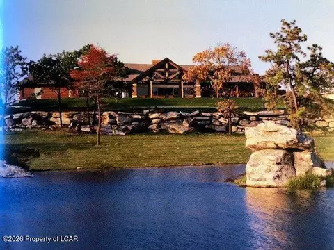 View/Area - 89 Glen Eagles Dr, Hazle Township, PA 18202 photo 1 of 6