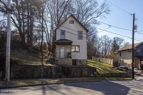 155 Scott St, Wilkes-barre, PA 18702