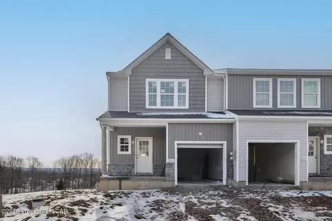 844 Champions Dr, Drums, PA 18222