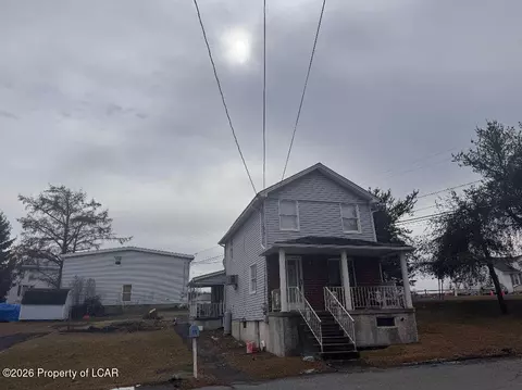 11 Napoli St, Wilkes-barre, PA 18702