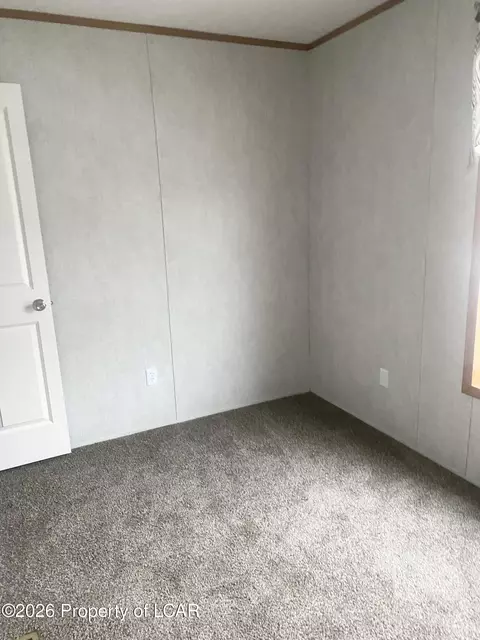 77 3rd Ln, Berwick, PA 18603 photo 14