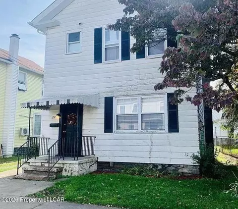22 Willow St, Plymouth, PA 18651