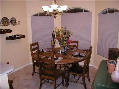 4508 E Bighorn Ave, Phoenix, AZ 85044 photo 4