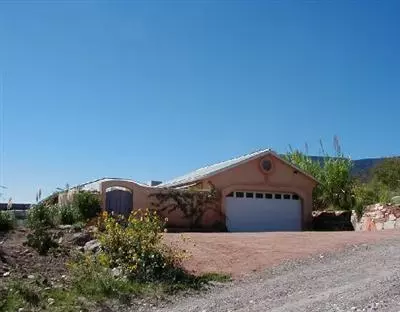 135 Dundee Pl, Jerome, AZ 86331 photo 4
