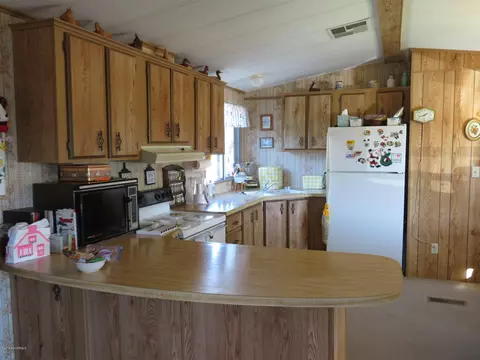 20642 E Conestoga Dr, Mayer, AZ 86333 photo 5