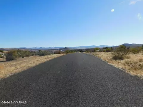 20157 E Cholla Dr, Mayer, AZ 86333 photo 3