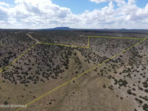 1288 Sierra Verde Rnch, Seligman, AZ 86337