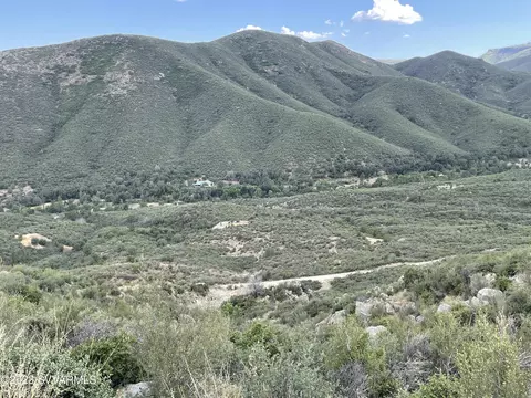 4 Hawk Mountain Tr, Mayer, AZ 86333 photo 5