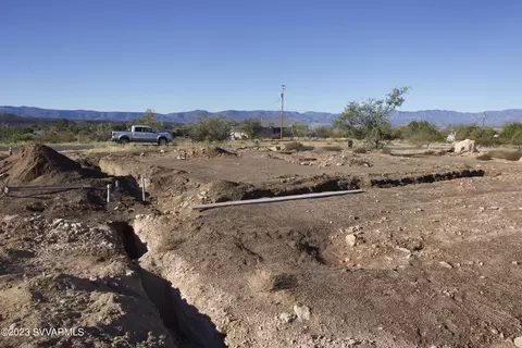 4810 E Kerry Dr, Rimrock, AZ 86335
