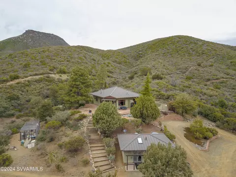 12700 S Pine Creek Tr, Mayer, AZ 86333