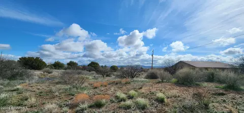 20603 E Mesa Verde Rd, Mayer, AZ 86333 photo 13
