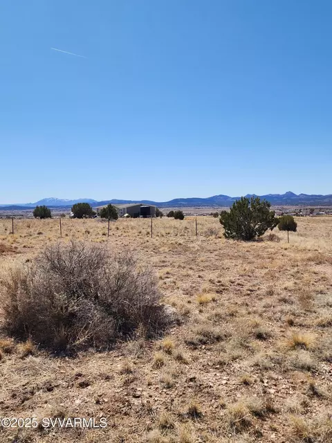151 E Melody Dr, Paulden, AZ 86334 photo 7