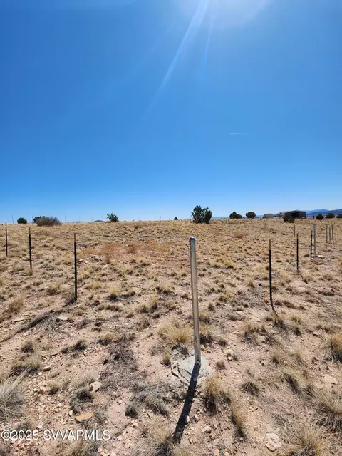 151 E Melody Dr, Paulden, AZ 86334 photo 9