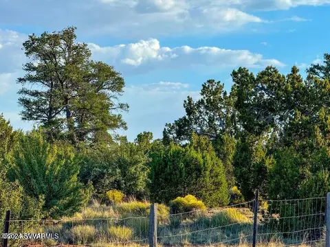 8621 Red Butte Rd, Williams, AZ 86046