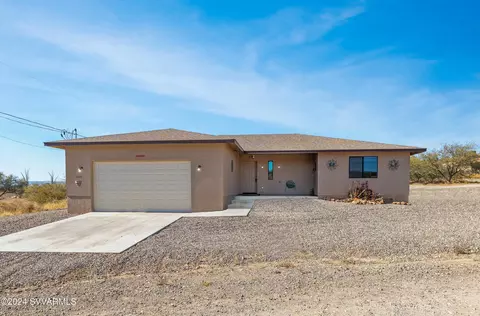 5820 N Bentley Dr, Rimrock, AZ 86335