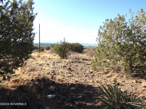 4795 E Lavin Ln, Rimrock, AZ 86335