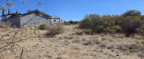 20558 E Antelope Rd, Mayer, AZ 86333 photo 3
