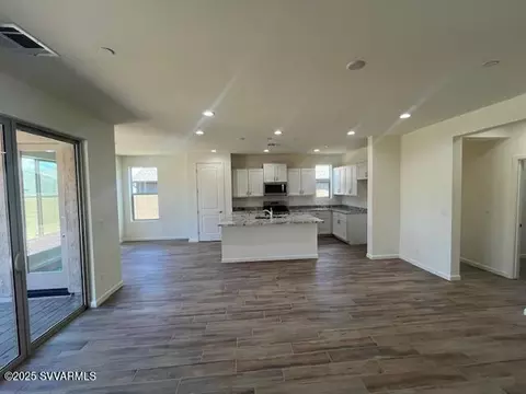 834 Eugene Rd, Clarkdale, AZ 86324 photo 4