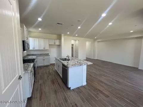 834 Eugene Rd, Clarkdale, AZ 86324 photo 9
