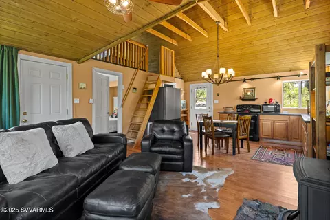 Living - 10810 Tanager, Jerome, AZ 86331 photo 2 of 3