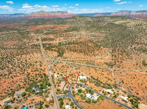16 Chrysona Ln, Sedona, AZ 86336