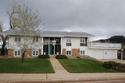 318 Lariat Dr, Spearfish, SD 57783 photo 1