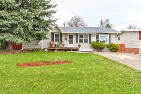 821 Yale St, Spearfish, SD 57783 photo 1