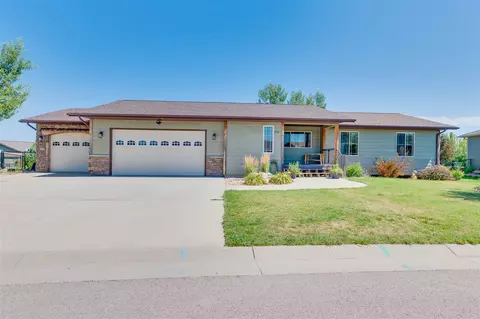 1918 Adirondack St, Spearfish, SD 57783 photo 1