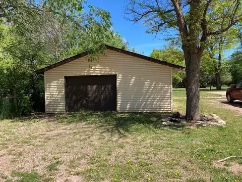 400 N 3rd St, Buffalo Gap, SD 57722 photo 7