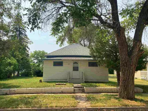 506 4th Ave, Edgemont, SD 57735 photo 1