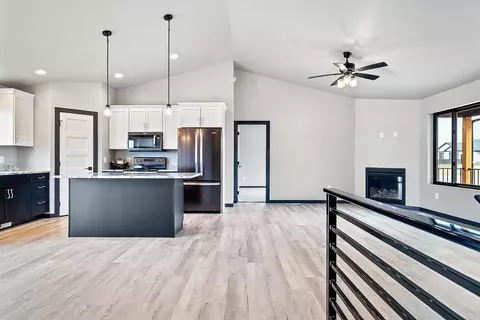 2202 Quartzite Dr, Sturgis, SD 57785 photo 8