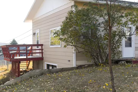 646 Harvard St, Spearfish, SD 57783 photo 2