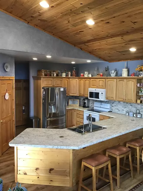 112 Ox Yoke Ct, Custer, SD 57730 photo 8