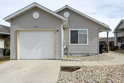 906 Heritage Dr, Spearfish, SD 57783 photo 1