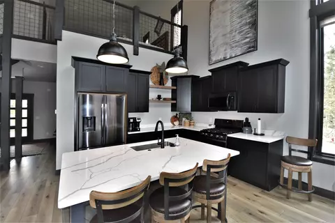 21237 Cozy Ct, Lead, SD 57754 photo 6