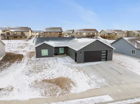 4001 Pintlar Ave, Spearfish, SD 57783 photo 1