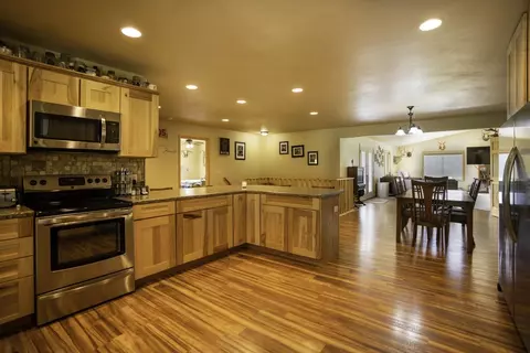 25821 Sidney Trl, Custer, SD 57730 photo 5