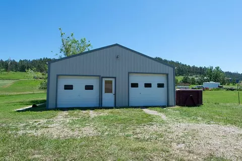 8032 Blucksberg Dr, Sturgis, SD 57785 photo 3