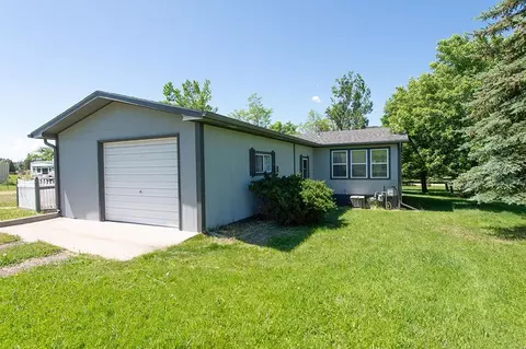 8032 Blucksberg Dr, Sturgis, SD 57785 photo 2