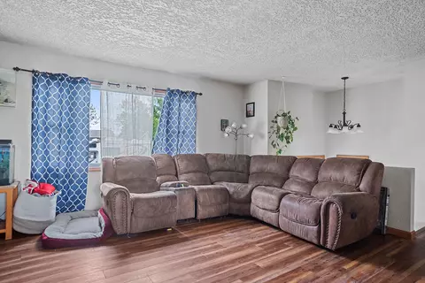 2059 12th Ave, Belle Fourche, SD 57717 photo 2
